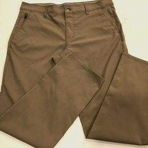 Brand: Weatherproof Vintage. Size: 36x32. Dark Camel color